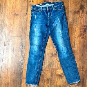 Gap Women’s size 27 Authentic True Skinny Jean